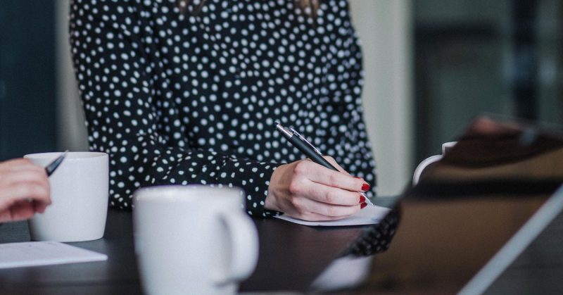 Näin syntyy koukuttavan hyvä otsikko